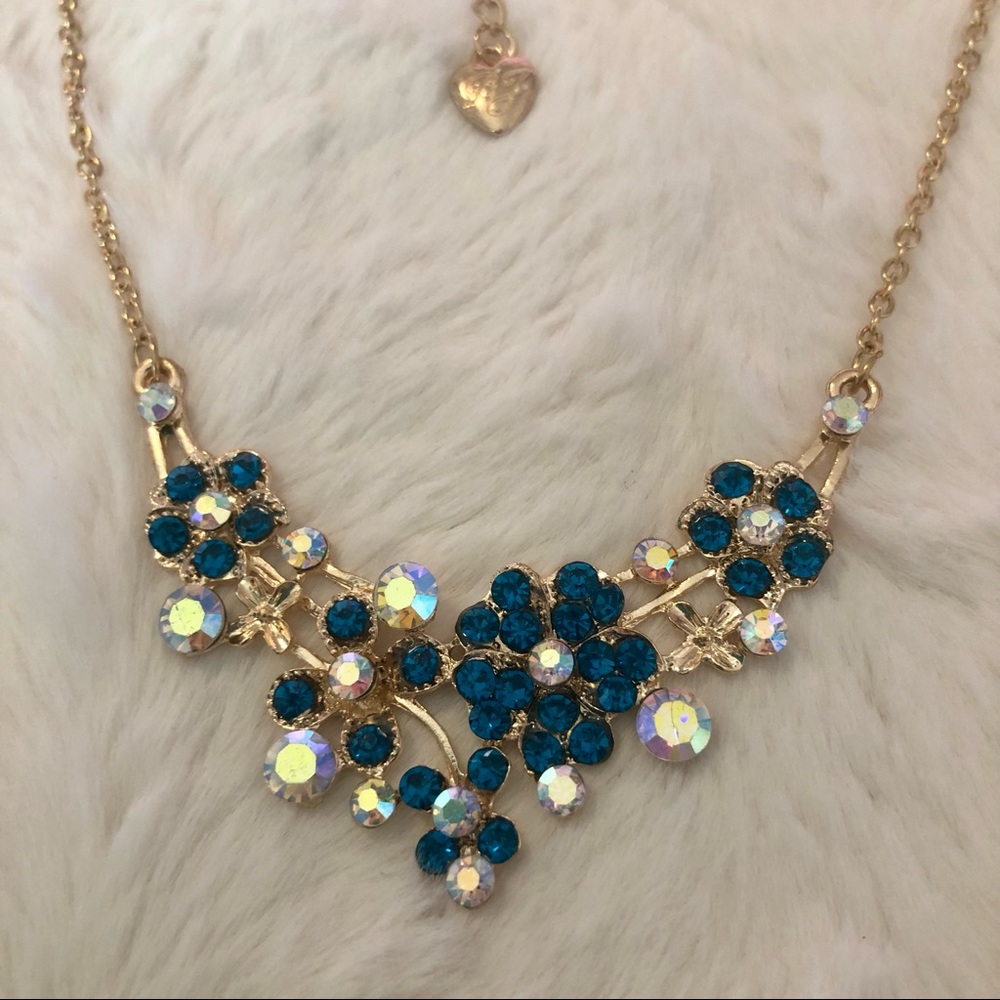 Betsey Johnson Gold Floral Flower Iridescent CZ Lariat Statement Necklace